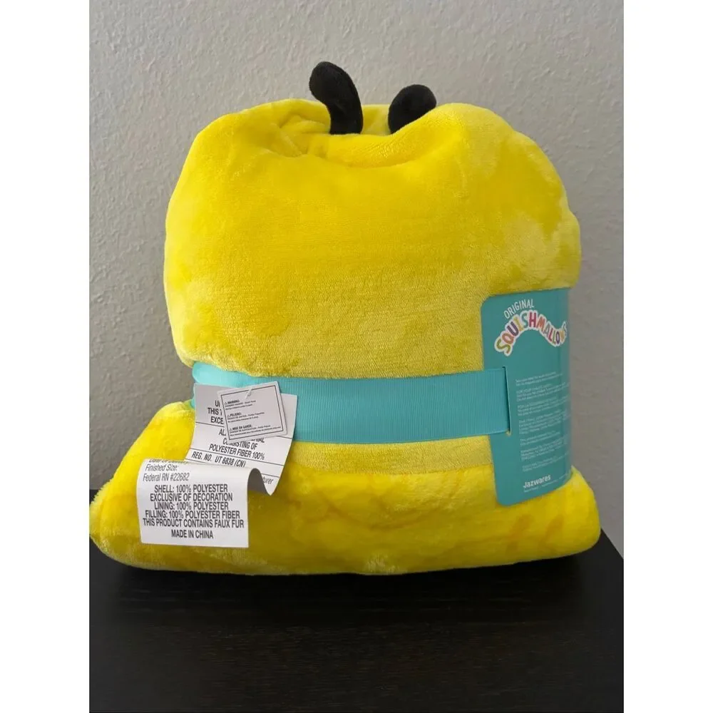 ❤️Squishmallows Hooded Throw-Sunny